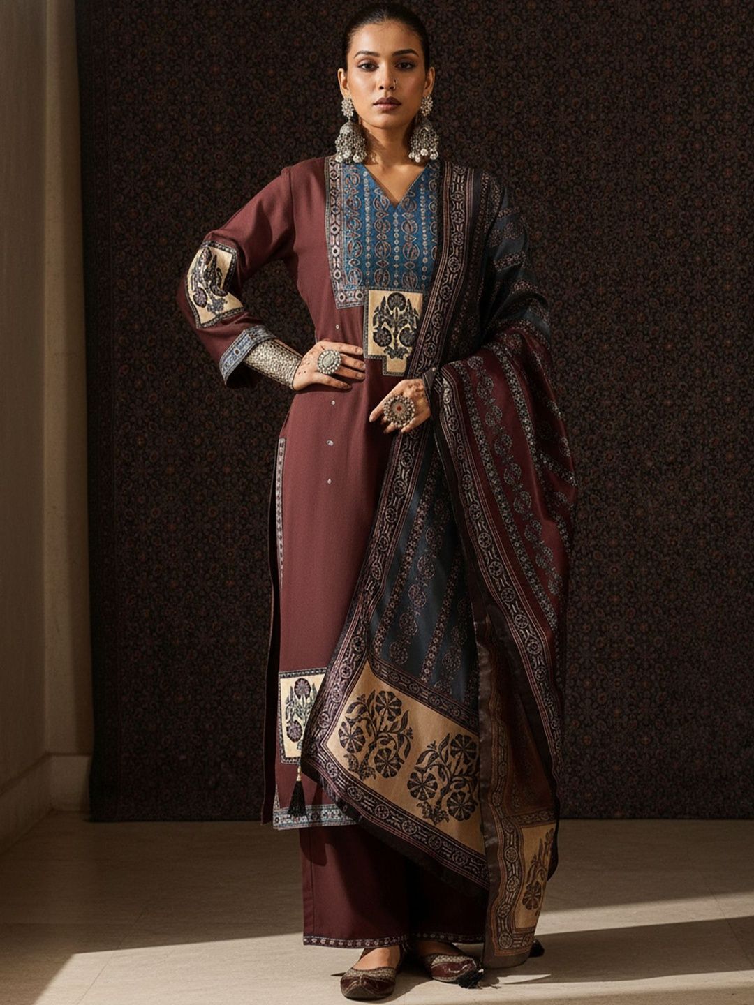 Ethnic Motifs Printed V-Neck Straight Kurta With Trousers & Dupatta