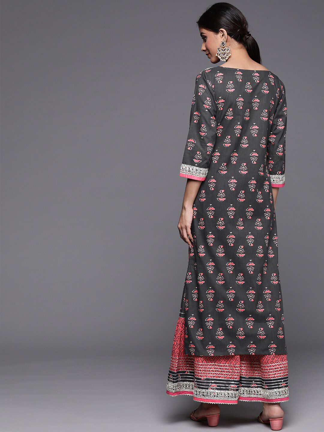 Indyancart VA Women'sEthnic Motifs Printed Kurta with Sharara