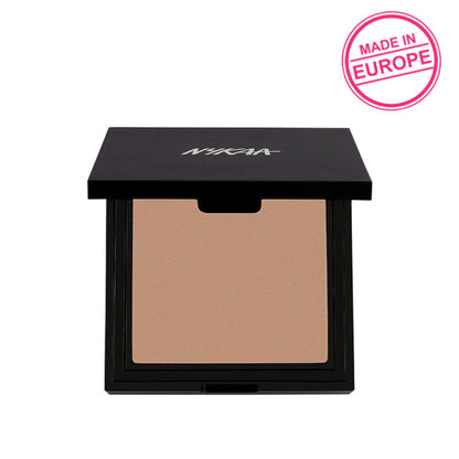 Nykaa Cosmetics SKINgenius Matte Powder Compact in Cosy Chestnut 04, showing the compact with open lid and pressed powder.