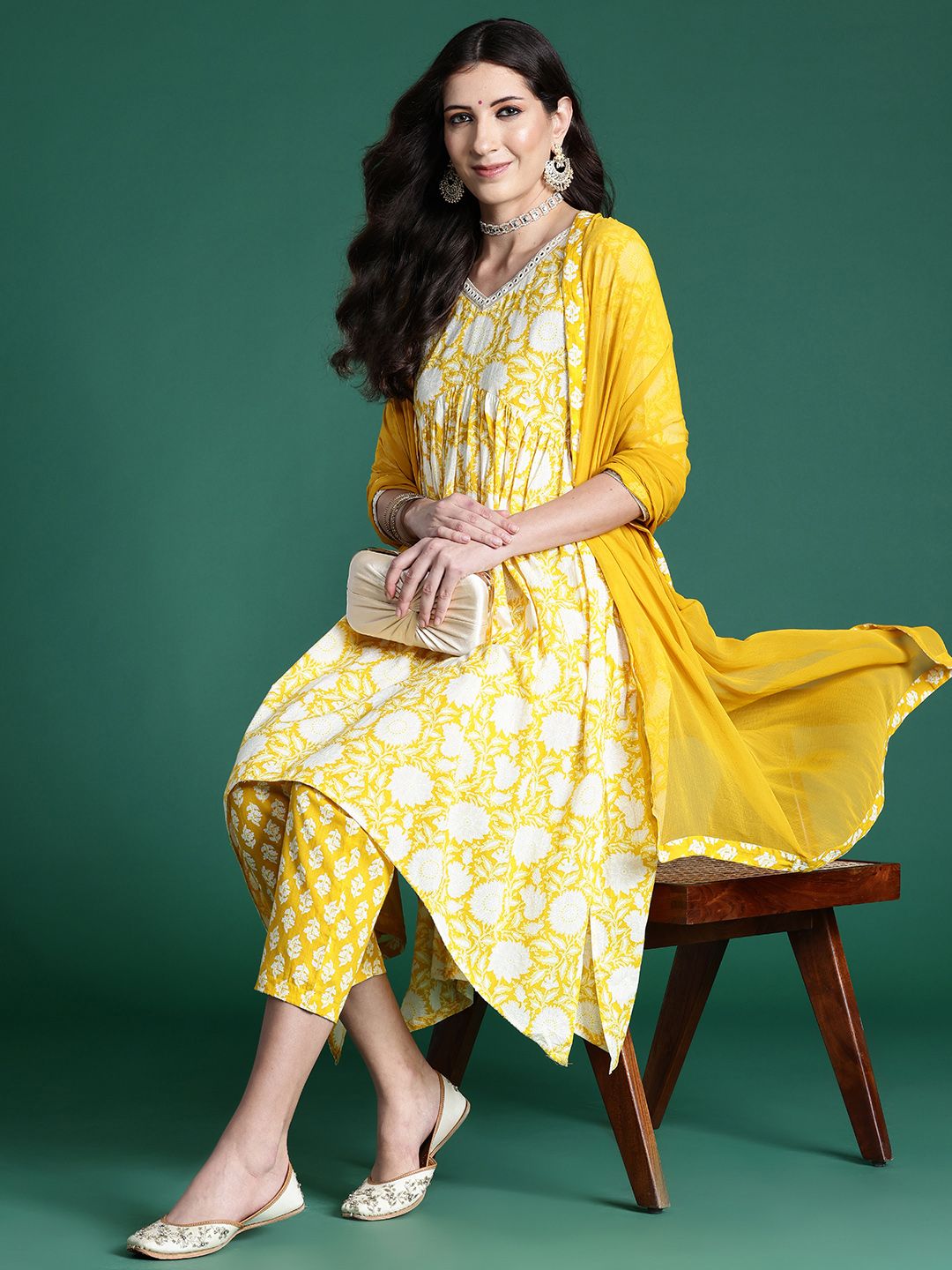Women Floral Printed Empire Mirror Work Pure Cotton Kurta with Trousers & With Dupatta