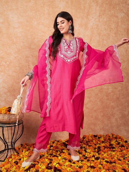 Floral Embroidered Regular Thread Work Liva Kurta with Trousers & Dupatta