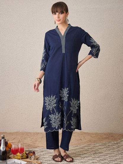 Indyancart IE Embroidered Three-Quarter Sleeves Pure Cotton Tunic With Trouser