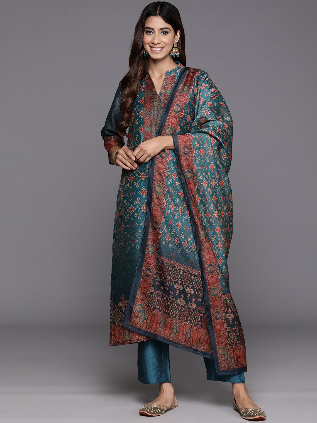 Dhiyona VA Women'sFloral Printed Mandarin Collar Chanderi Silk Straight Kurta with Trouser & Dupatta