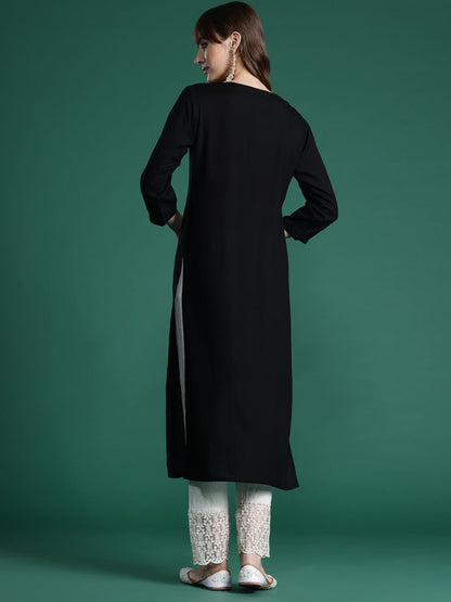 Dhiyona IE Floral Embroidered Thread Work Kurta