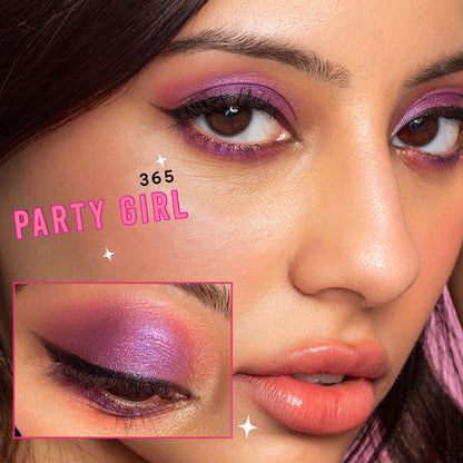 Nykaa 9 in 1 Highly Blendable Multi Texture Eyeshadow Palette - Eye Go Bold