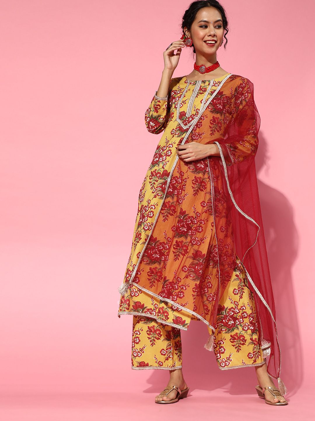 Dhiyona IE Yellow Cotton Blend Romantic Florals Kurta Set