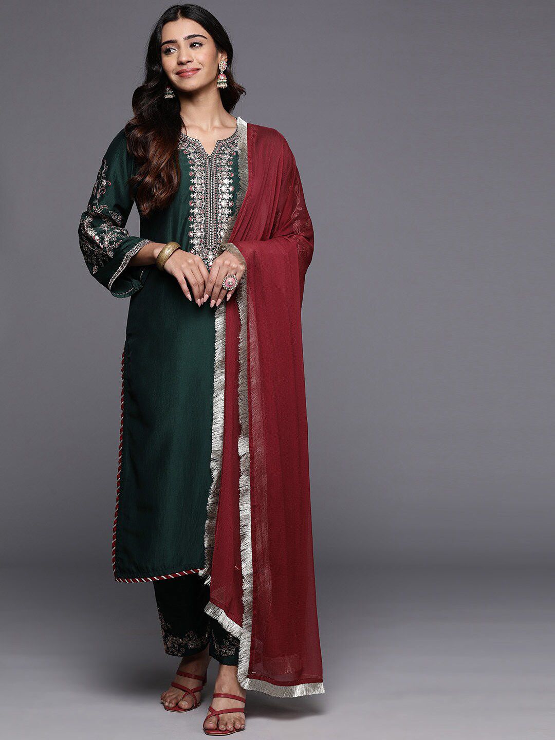 Indyancart VA Women'sFloral Embroidered Regular Kurta with Trousers & With Dupatta