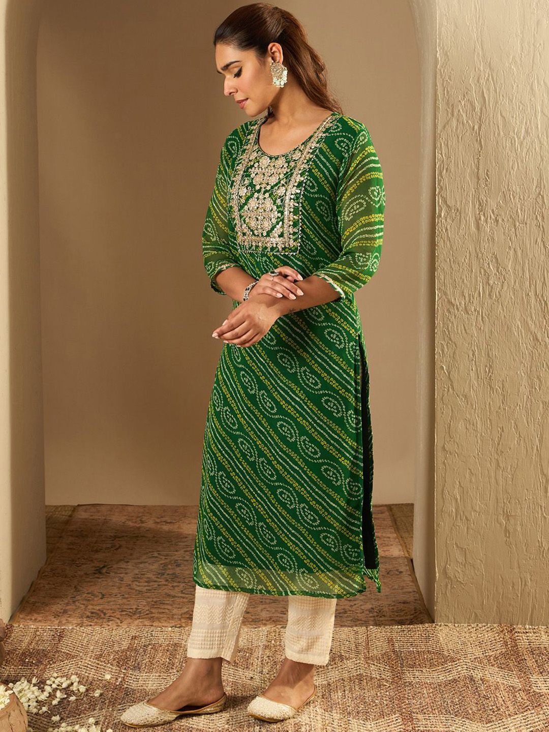 Indyancart IE Bandhani Printed Gotta Patti Straight Kurta