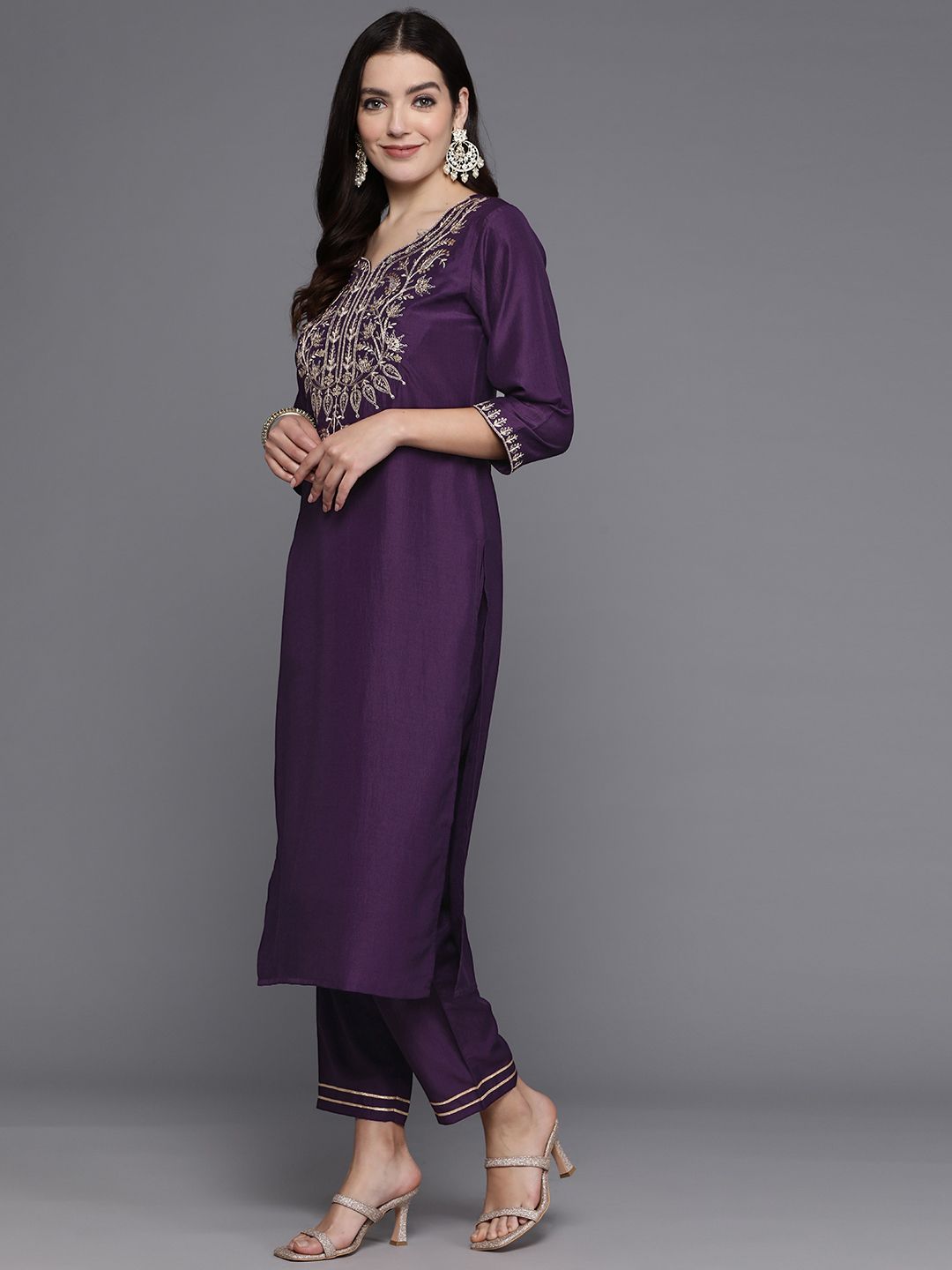 Indyancart IE Women Floral Yoke Design Regular Kurta with Trousers & With Dupatta