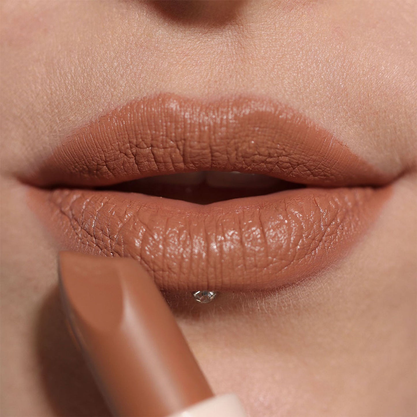 Makeup Revolution Lip Allure Soft Satin Lipstick - Divine Brown
