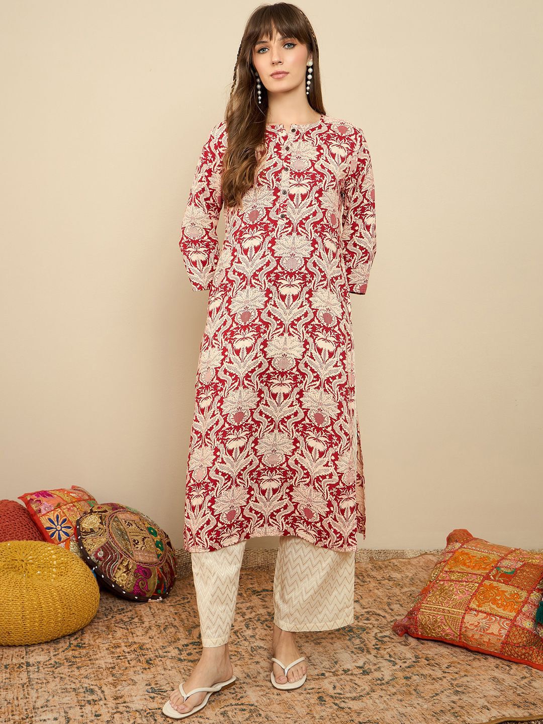 Indyancart IE Floral Printed Round Neck Straight Kurta