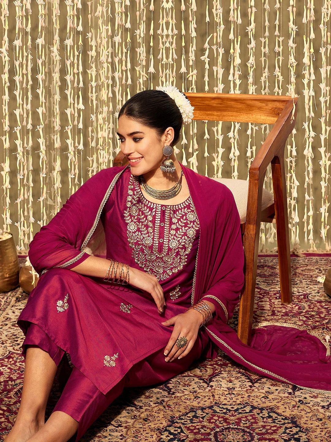 Indyancart IE Floral Embroidered Regular Kurta with Trousers & Dupatta