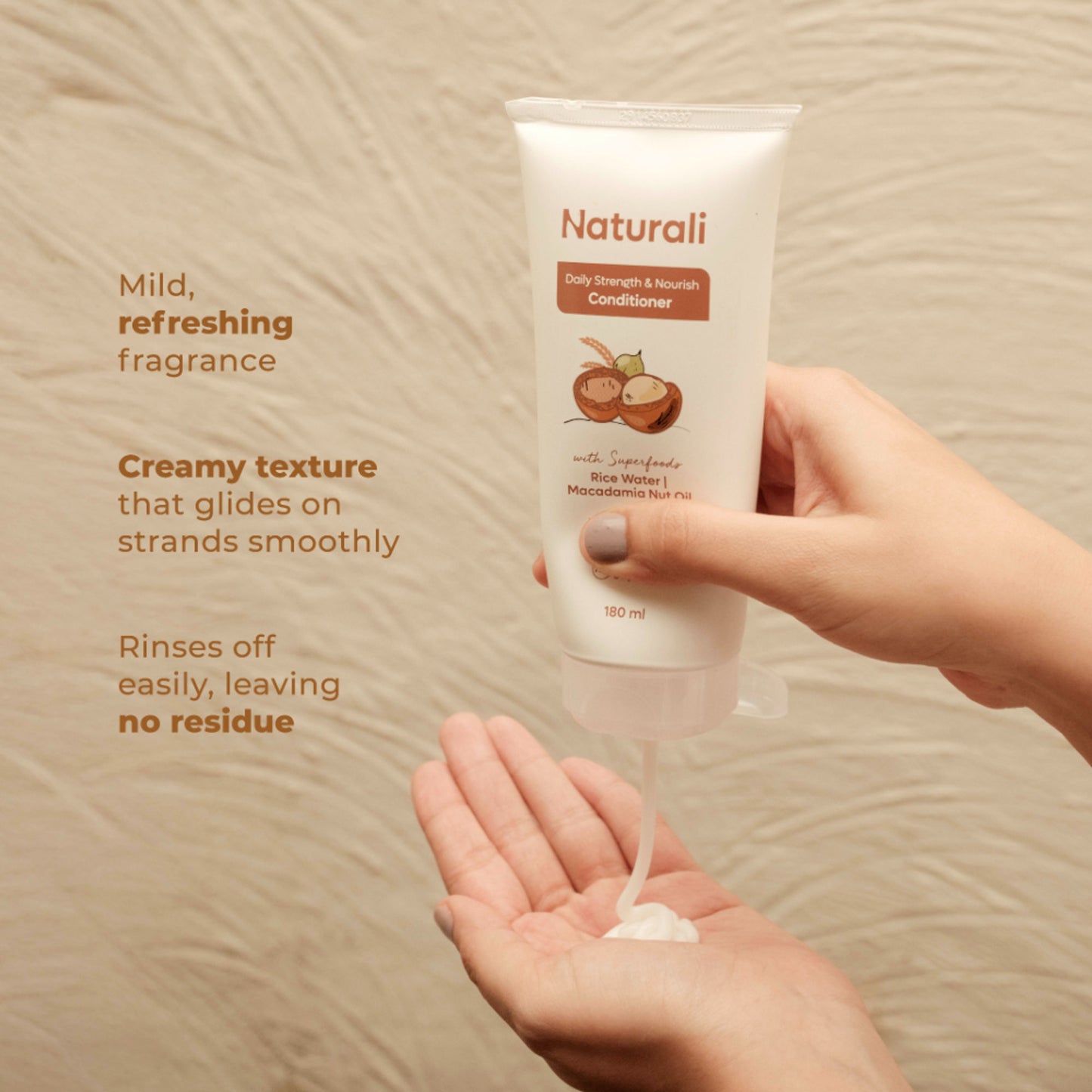 Naturali Daily Strength & Nourish Conditioner With Rice Water & Macadamia Oil