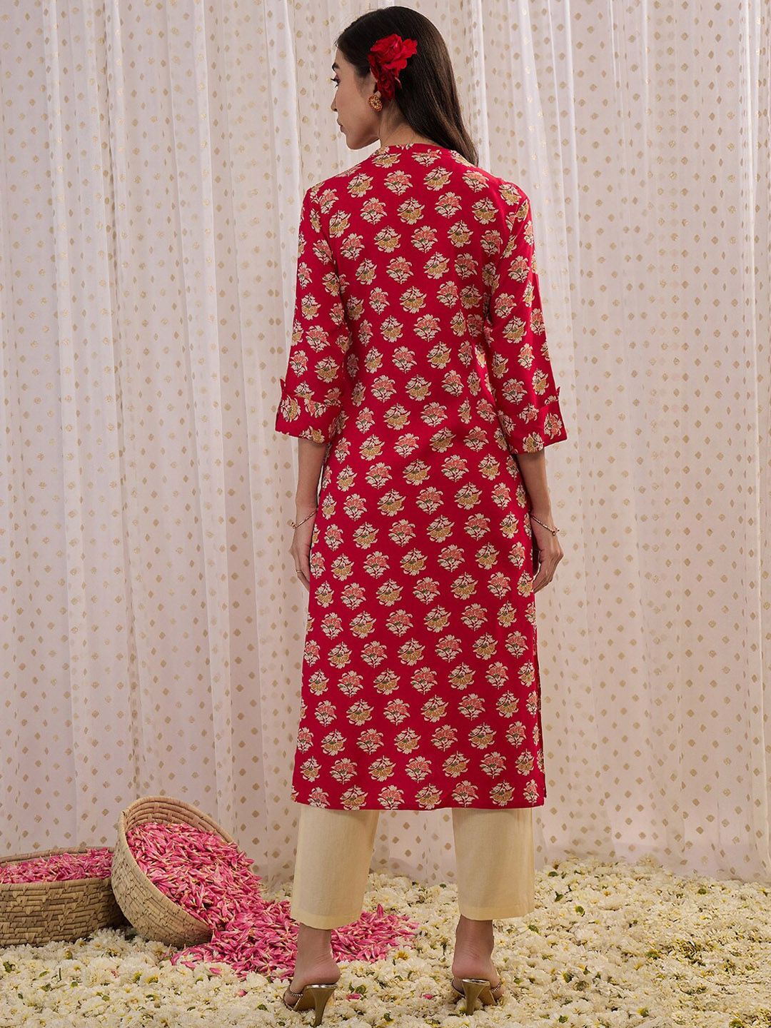 Indyancart IE Floral Printed Mandarin Collar Three-Quarter Sleeves Kurta