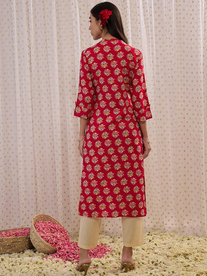 Indyancart IE Floral Printed Mandarin Collar Three-Quarter Sleeves Kurta