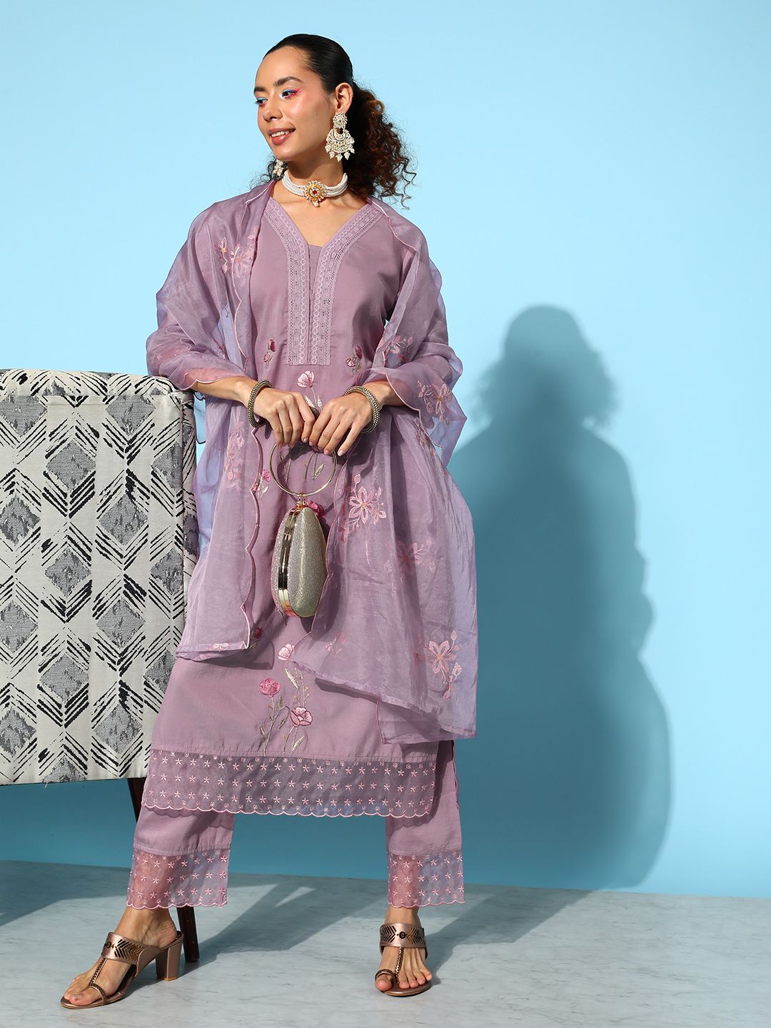 Indyancart VA Women's Mauve Floral Embroidered Thread Work Kurta With Trousers & Dupatta