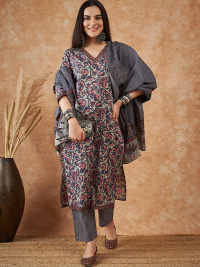 Indyancart SN Women's Floral Printed Straight Kurta With Trousers & Dupatta