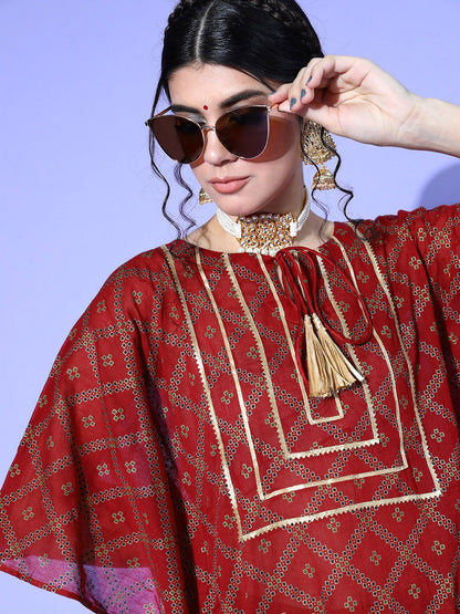 Indyancart IE Women Maroon & Navy Blue Cotton Geometric Printed Extended Sleeves Kaftan Kurta