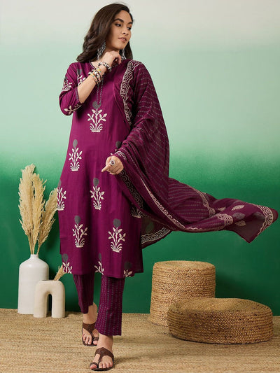 Indyancart SN Women's Printed Pure Cotton Straight Kurta With Trousers & Dupatta