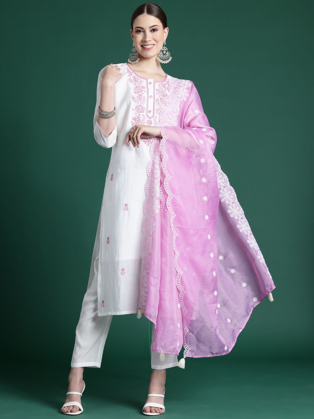 Indyancart IE Women Floral Embroidered Regular Thread Work Kurta with Trousers & With Dupatta