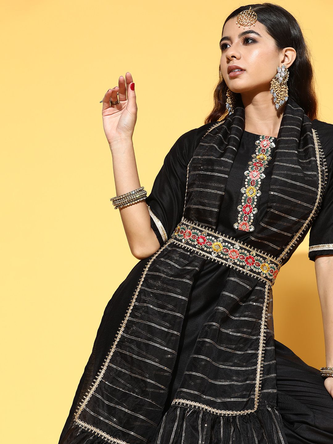 Dhiyona IE Deep Black Yoke Design Kurta with Solid Trousers