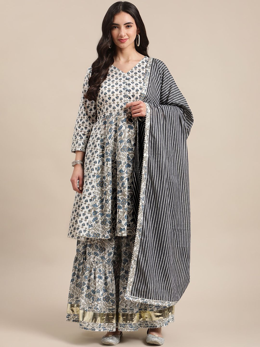 Indyancart VA Women's White Floral Printed Regular Pure Cotton Kurta with Palazzos & With Dupatta