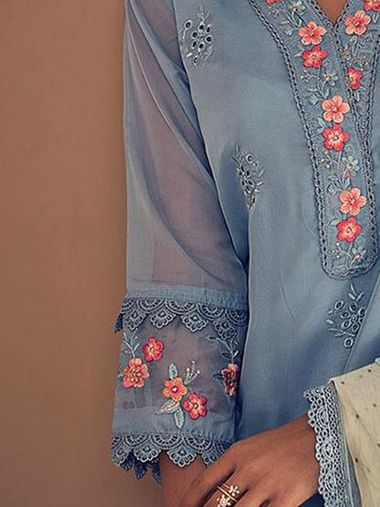 Indyancart IE Women Floral Embroidered Regular Thread Work Kurta with Trousers & With Dupatta
