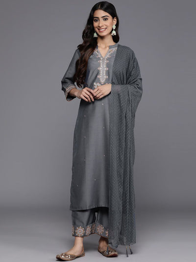 Indyancart VA Women'sFloral Embroidered Mandarin Collar Straight Kurta with Trousers & Dupatta