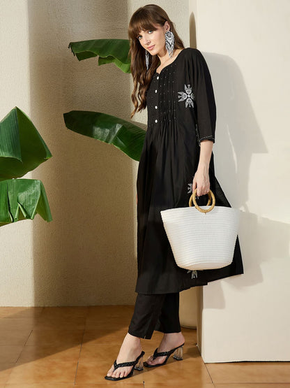 Women Embroidered Regular Thread Work Pure Cotton Kurta with Trousers