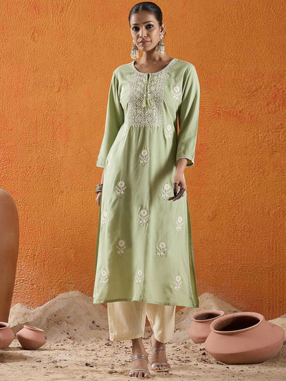 Dhiyona IE Floral Embroidered Keyhole Neck Thread Work Straight Kurta