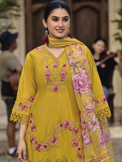 Indyancart VA Women'sFloral Embroidered Thread Work Pure Cotton Straight Kurta With Trousers & Dupatta