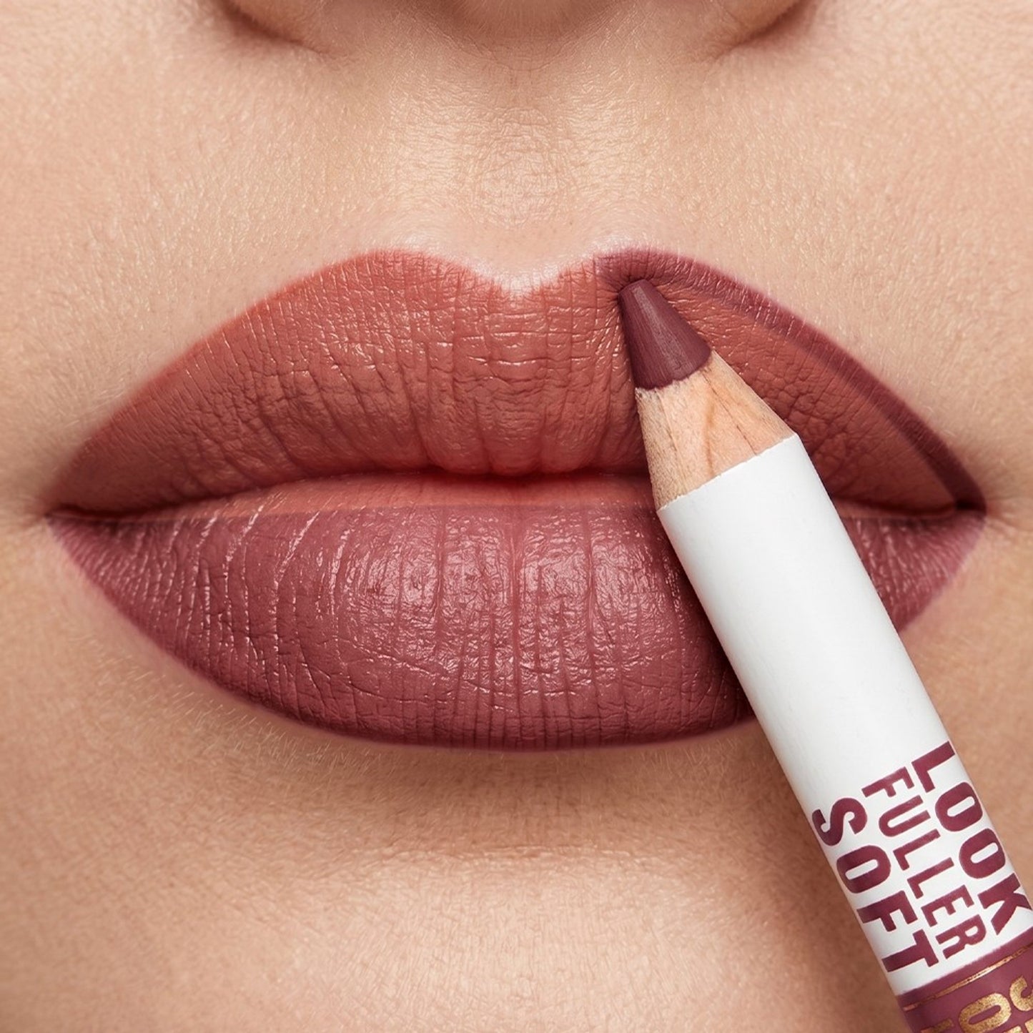 Character Shape Of You Lipliner - C705