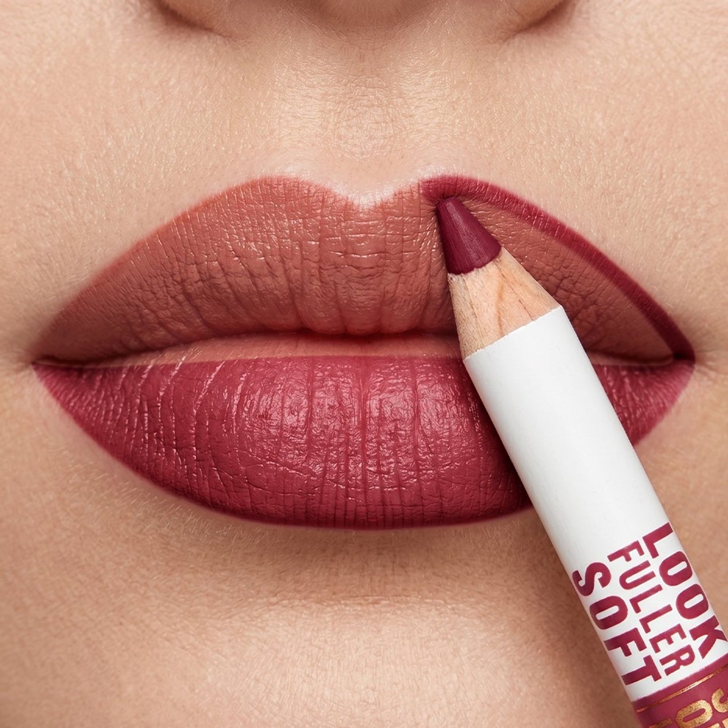 Character Shape Of You Lipliner - C711