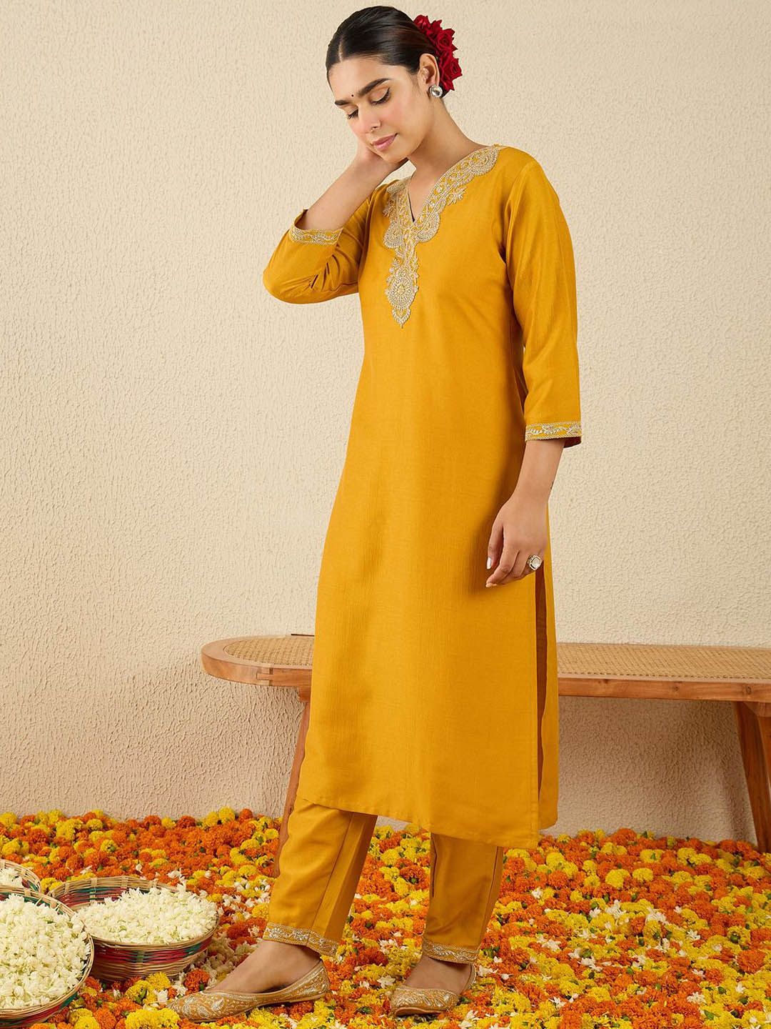Ethnic Motifs Embroidered Sequinned Kurta With Trousers