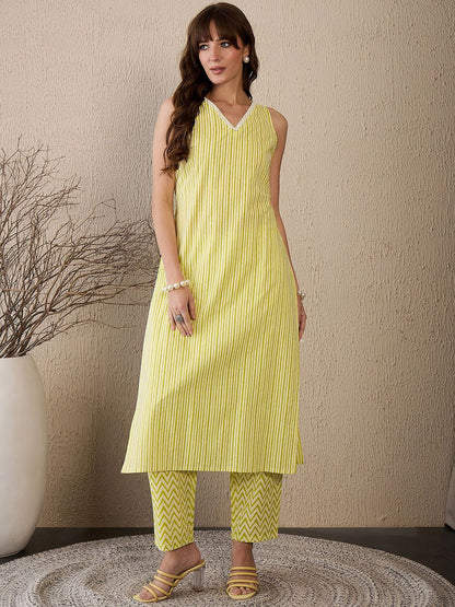 Dhiyona IE Striped V-Neck Pure Cotton Straight Tunic With Trouser
