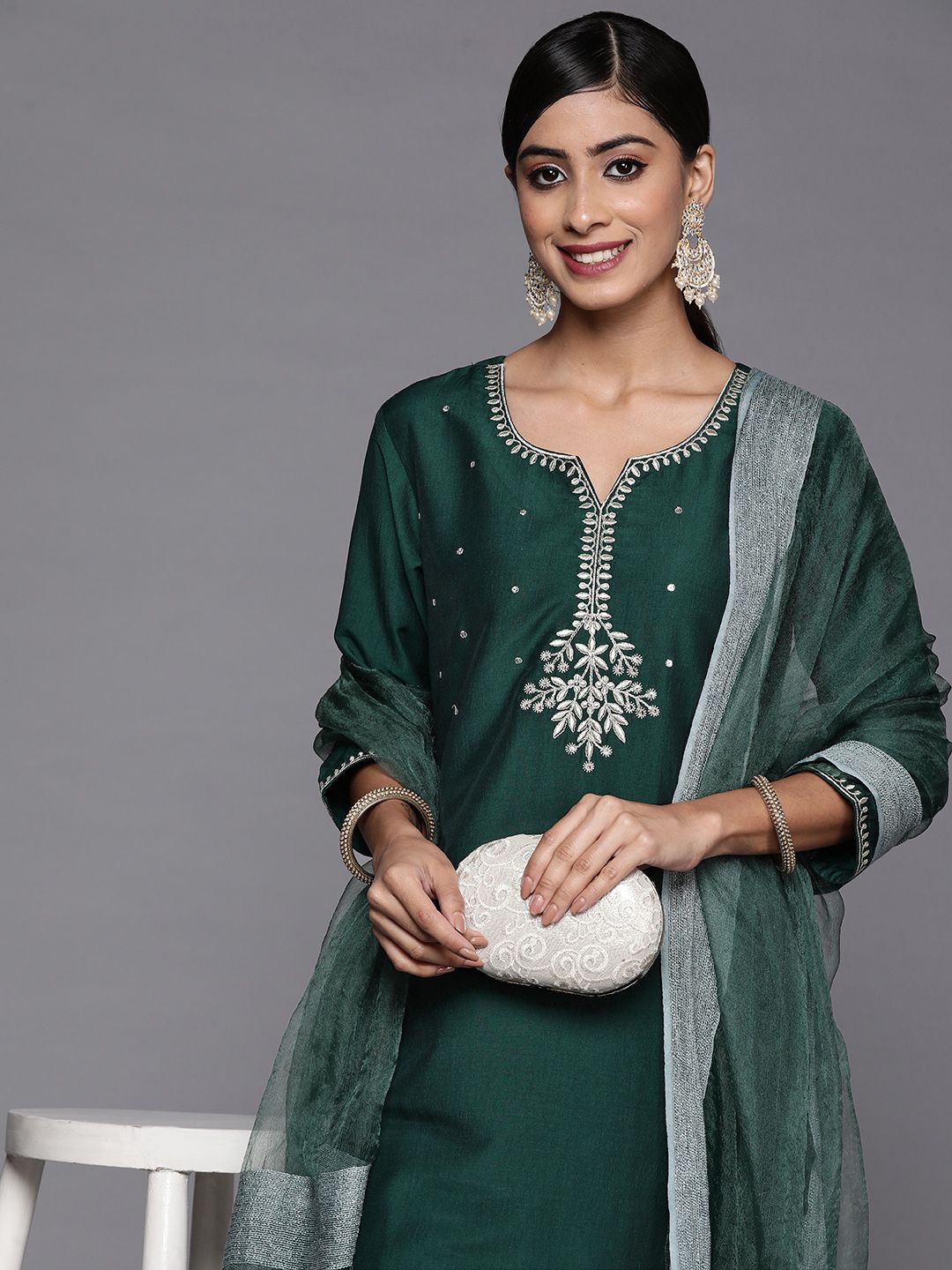 Indyancart VA Women's Green Ethnic Motifs Embroidered Kurta with Trousers & With Dupatta
