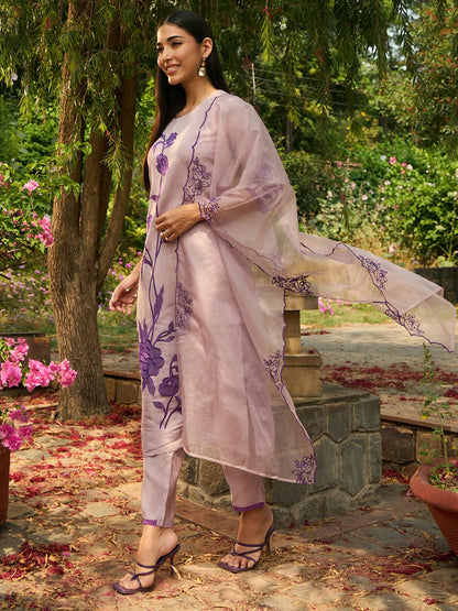 Indyancart IE Women Floral Embroidered Regular Thread Work Kurta with Trousers & With Dupatta
