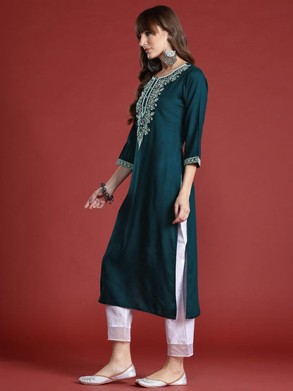 Indyancart IE Women Floral Embroidered Thread Work Kurta