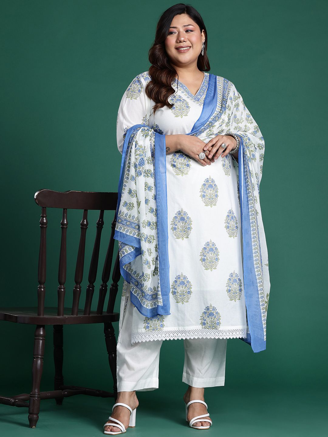 Indyancart IE Plus Size Floral Printed Sequinned Pure Cotton Kurta with Trousers & With Dupatta