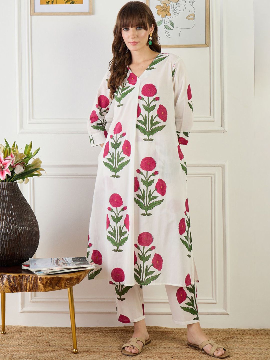 Dhiyona IE Printed Cotton V Neck Top With Trousers Co-Ords