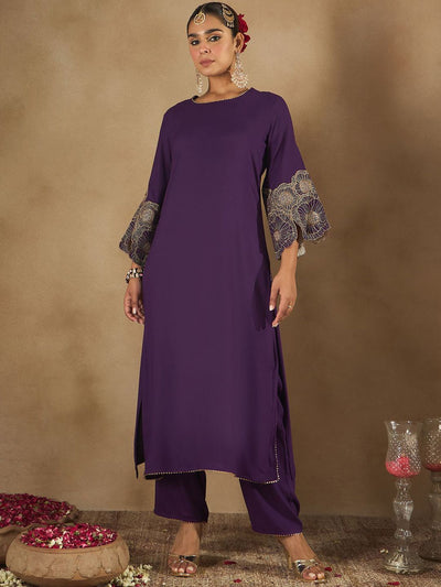 Indyancart IE Women Floral Embroidered Regular Kurta with Trousers