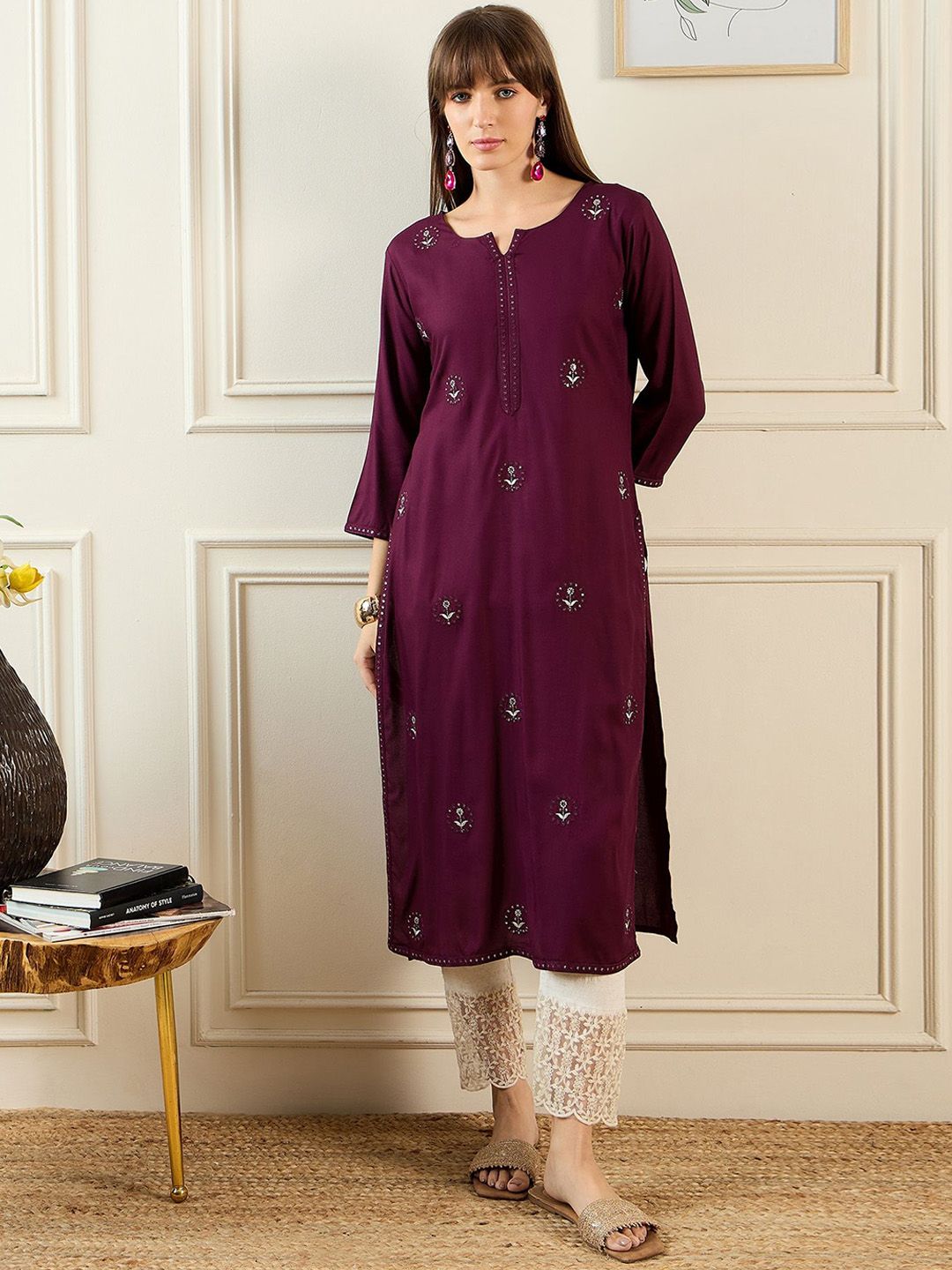 Indyancart IE Women Ethnic Motifs Embroidered Sequinned Kurta
