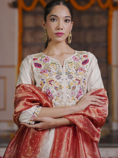 Indyancart IE Floral Embroidered Thread Work Liva Kurta With Trousers & Dupatta