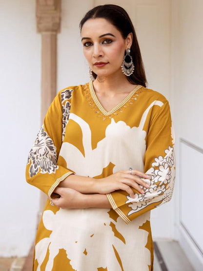 Dhiyona IE Floral Printed V-Neck A-Line Kurta With Salwar