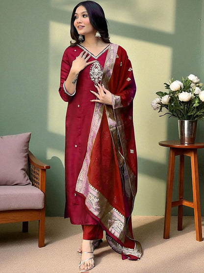 Indyancart SN Women's Embroidered Pure Cotton Straight Kurta Pyjama & Dupatta Kurta Set