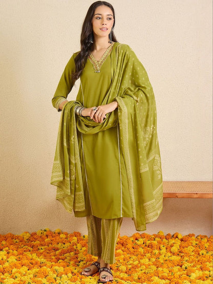 Women Ethnic Motifs Regular Thread Work Pure Cotton Kurta with Trousers & With Dupatta