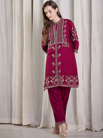 Indyancart IE Women Ethnic Motifs Embroidered Thread Work Kurta With Trousers Kurta Sets