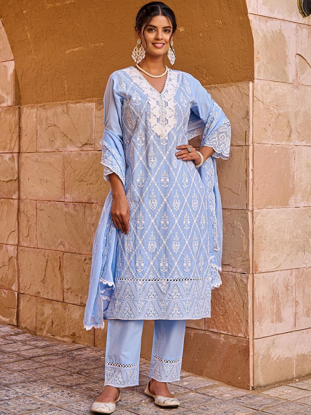 Floral Embroidered Pure Cotton V-Neck Thread Work Kurta & Trousers Dupatta