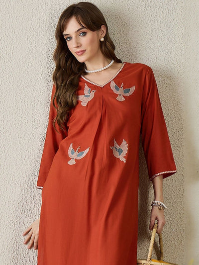 Indyancart IE Women Ethnic Motifs Embroidered Pleated Thread Work Kurta with Trousers