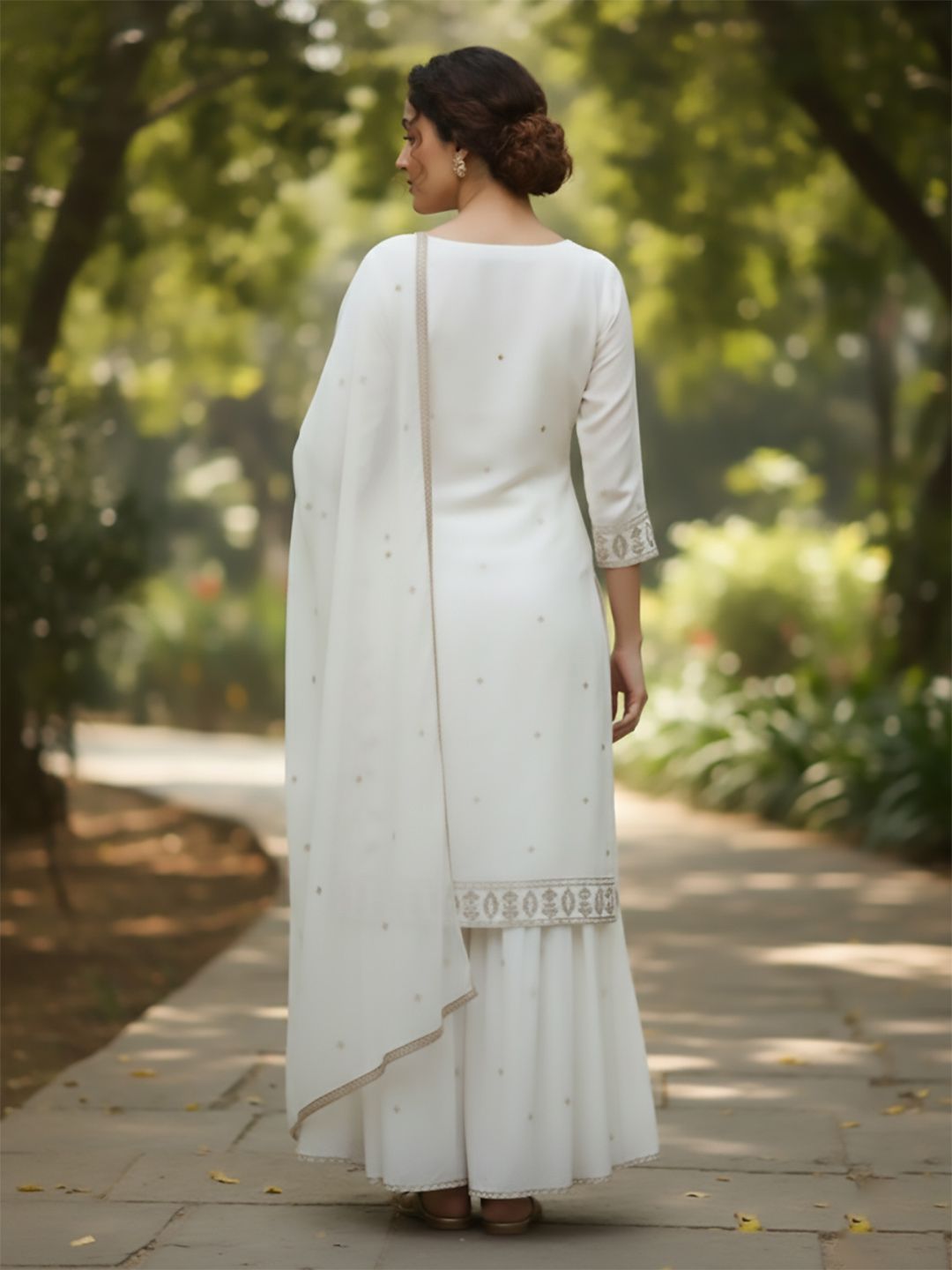 Indyancart VA Women Ethnic Motifs Embroidered Regular Thread Work Kurta with Sharara & With Dupatta